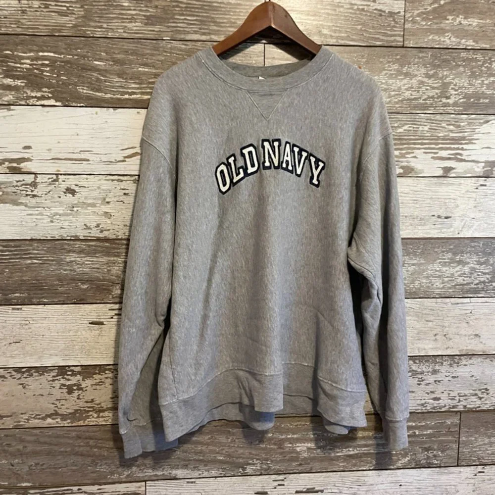 Old Navy Grey Fleece Crew Neck Long Sleeve Sweater - Picture 1 of 7